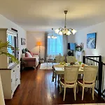 La Marquise Duplex 2 Avec Terrasse Privee By Boookingfute Appartement