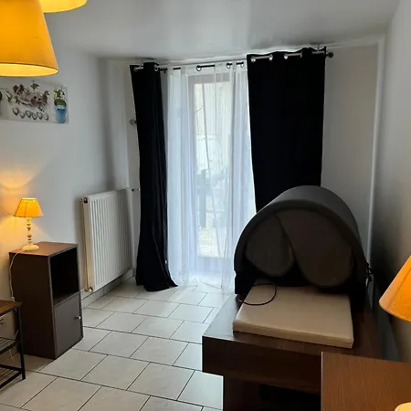 La Marquise Duplex 2 Ch Avec Terrasse Et Climatisation Apartment Socourt