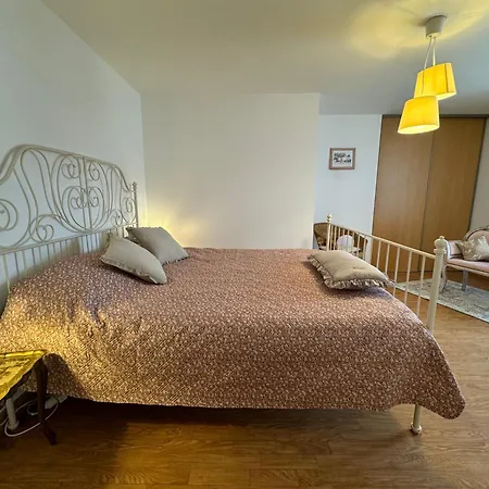 La Marquise Duplex 2 Ch Avec Terrasse Et Climatisation Socourt