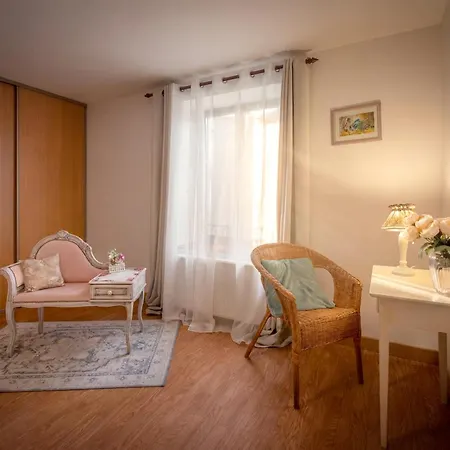 La Marquise Duplex 2 Ch Avec Terrasse Et Climatisation *